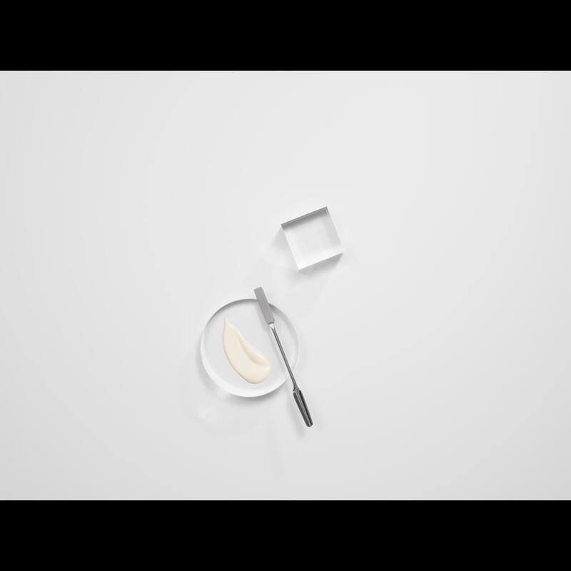 ULTRA FLUID INVISIBLE SPF50