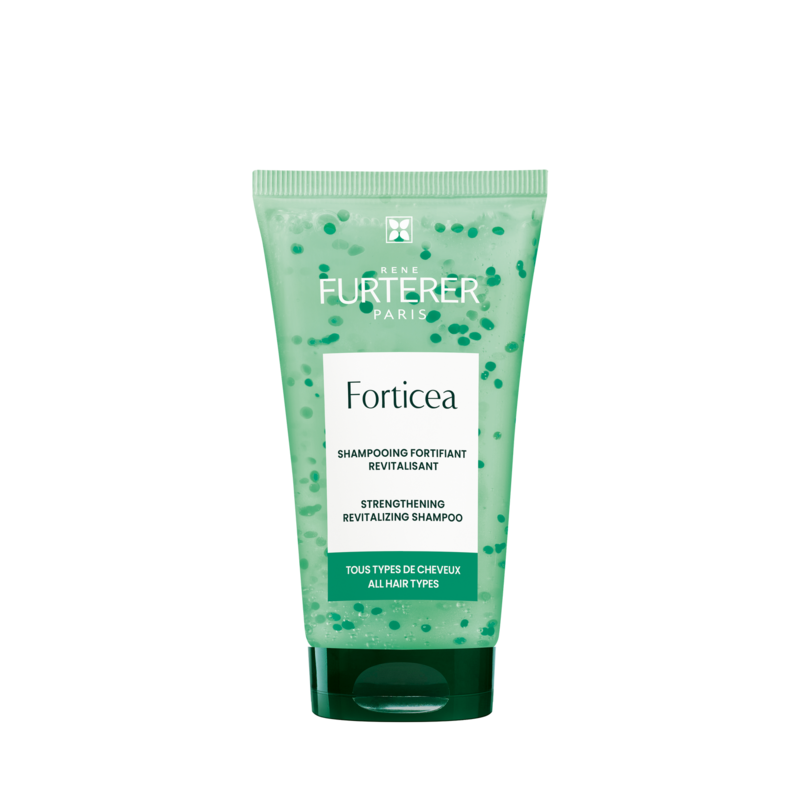 Shampooing fortifiant revitalisant aux vitamines B3, B5 et huiles essentielles