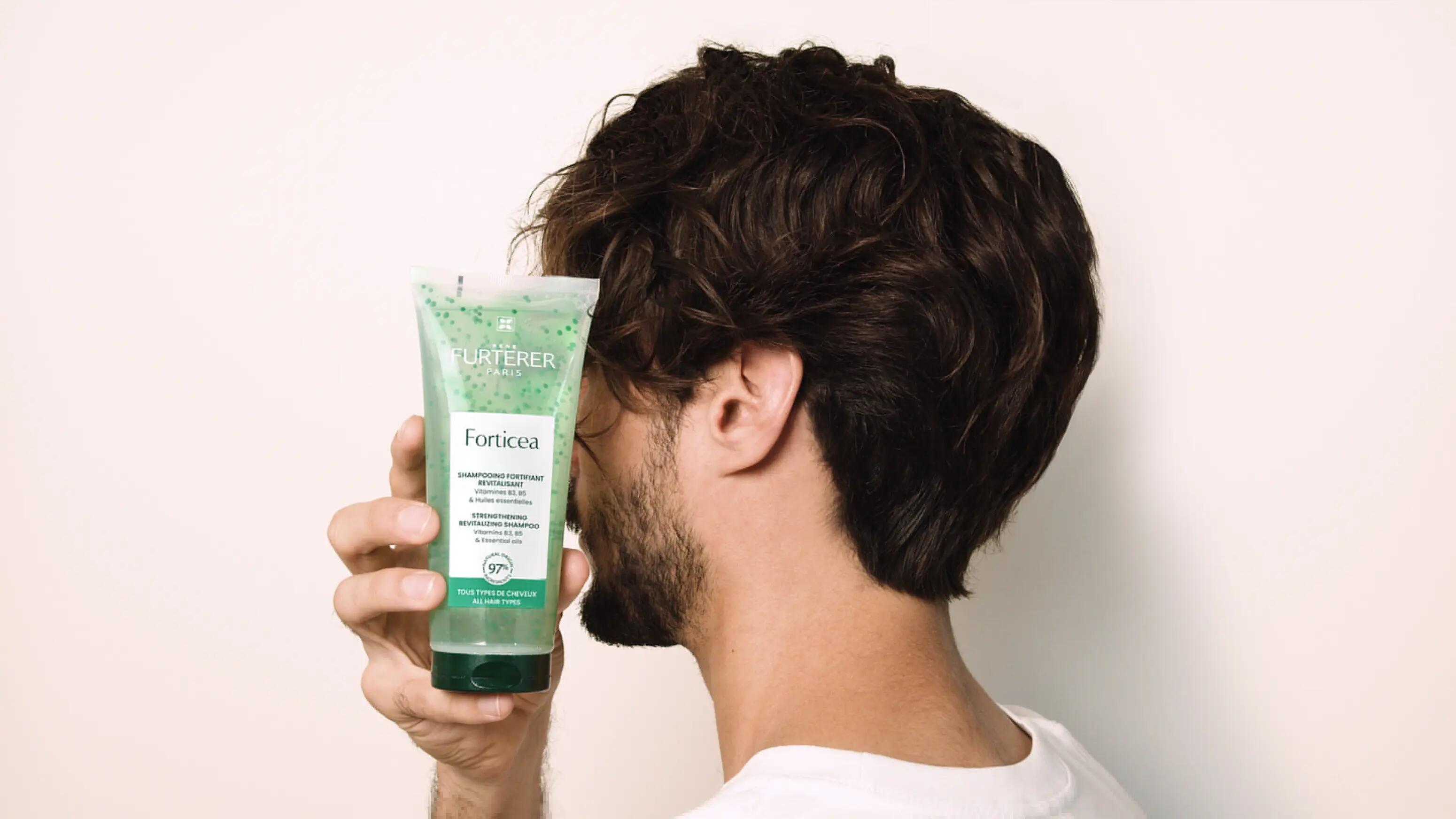 rf_forticea_shampoo_model-visual_man_23