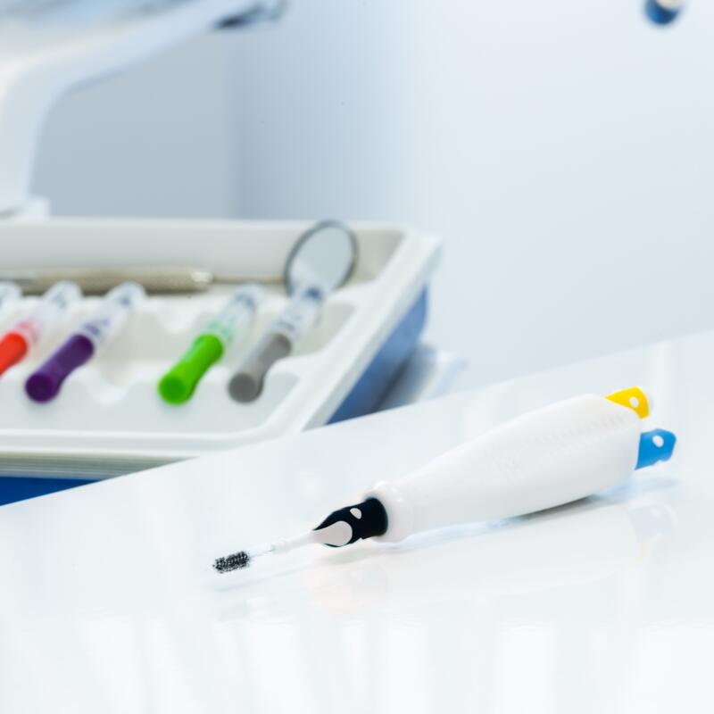 ELGYDIUM CLINIC Trio Compact (ISO 0/1/2) – Escovilhões