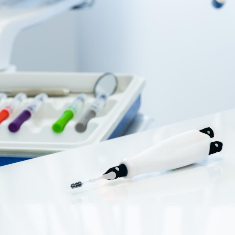 Inava TrioCompact noire (ISO 0/0/0) - brossette interdentaire