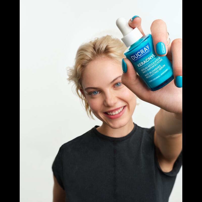 Cilt kusurlarını azaltmaya yardımcı serum