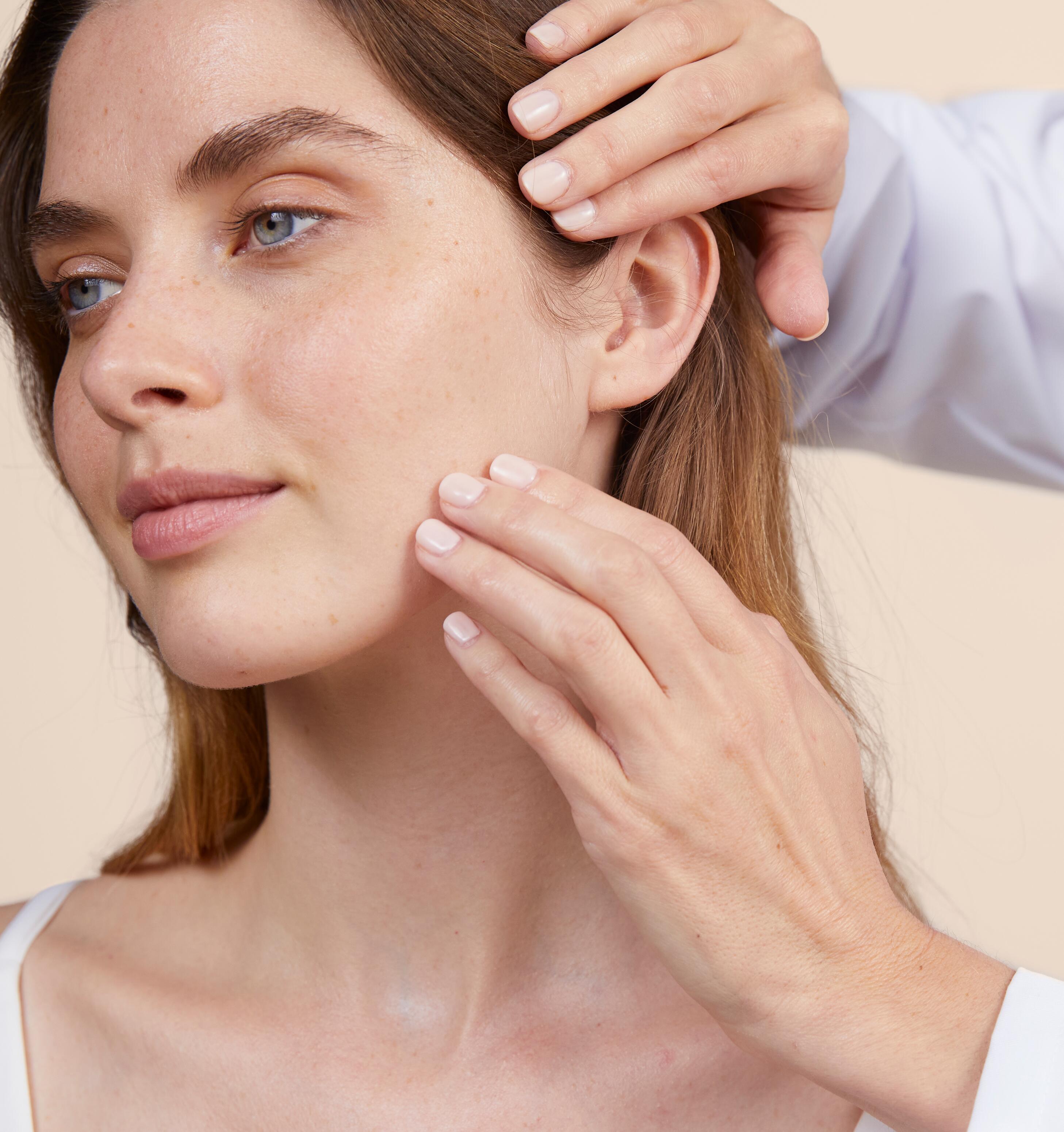 Ultra-calming & hydrating for hypersensitive, reactive and allergy-prone skin.