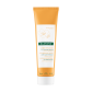 La crème dépilatoire laisse vos jambes propres et soyeuses.