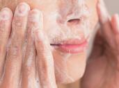 Preventing skin ageing