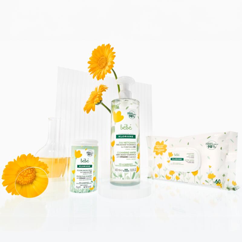 Lingettes nettoyantes à l'eau