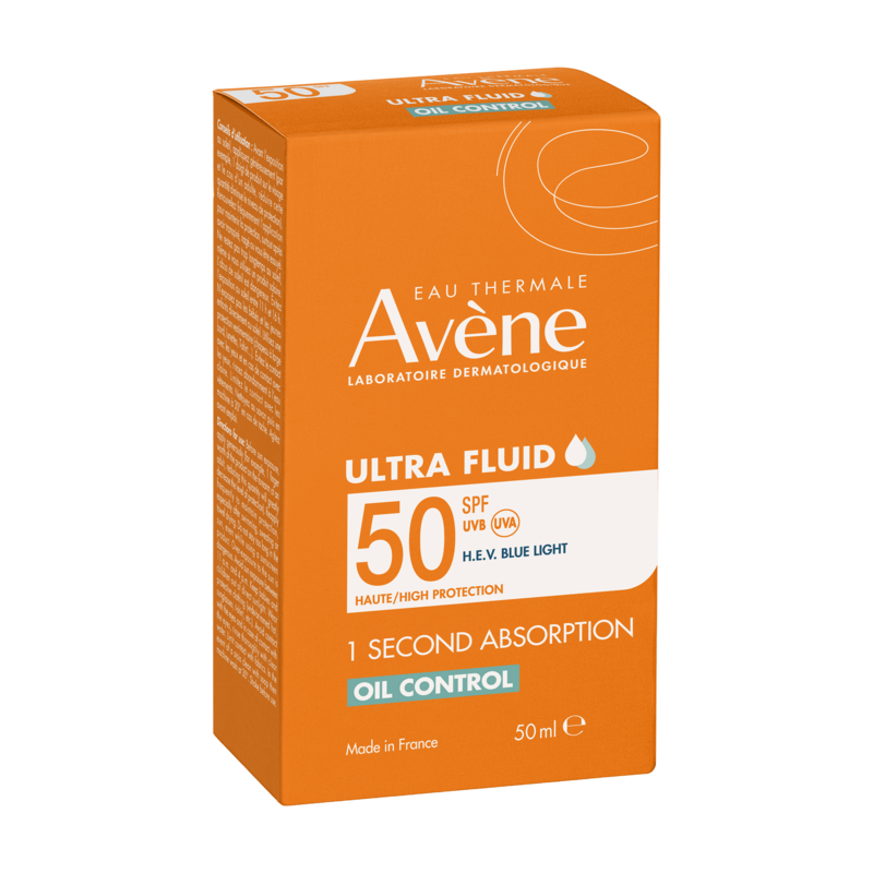ULTRA FLUID OIL CONTROL SPF50