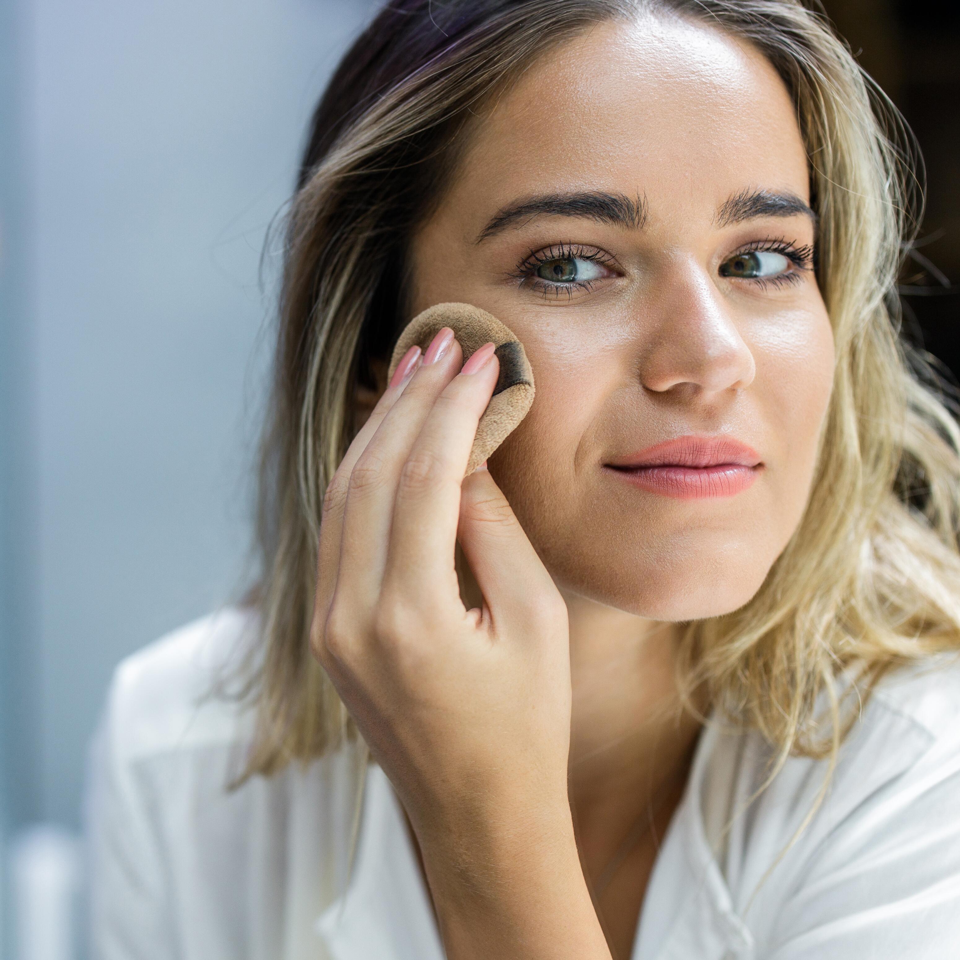 av_maquillage_femme_unifier-teint_1x1