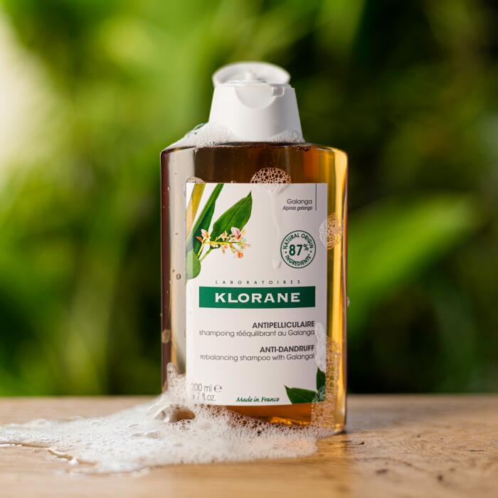 Anti-dandruff Shampoo with Galangal