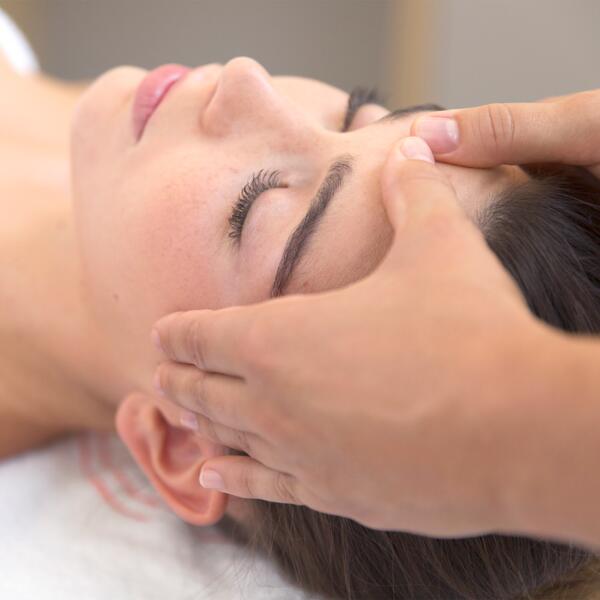 av_peau-cancer_sensicure_1x1 472x472